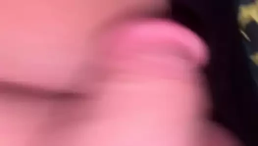 Evli kadın kocasına orgazm olana kadar veriyor