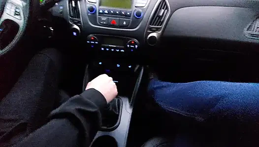 Amateur MILF gives a handjob to a taxi driver and teases him in the car, in public