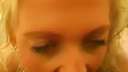 Holland Honey seksi seviyor
