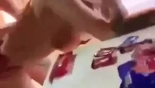 kız telefon ederek ve lanet