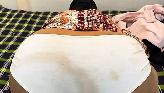 Büyük götlü Arap ateşli teyze canlı şov!