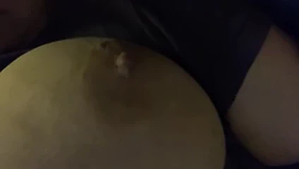 anal oynama ile meme uçları