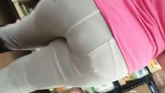 İri güzel kadın orta yaşlı seksi kadın büyük göt