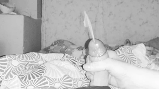 Orta yaşlı seksi kadın mastürbasyon yapıyor