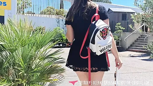 Vends-ta-culotte - muhteşem tatlı Fransız amatör kadın kendin yap mağazasına gidiyor ve sonra tornavidalarla mastürbasyon yapıyor