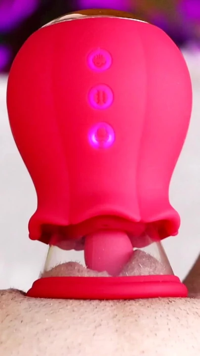 PEMBE AMCıĞıMı YE! Klitoris yalayıcı sert orgazmımı yapıyor | Klip 1