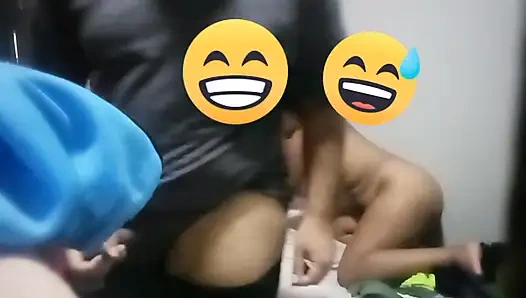 Havuza girmeden önce Morena'da şenlik