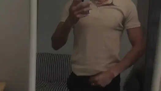 Büyük yaraklı üst