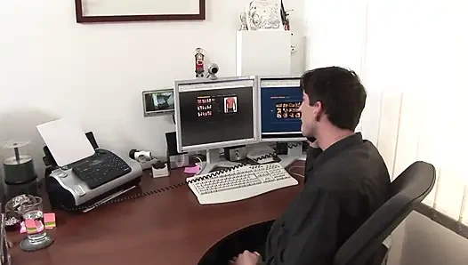 Eşcinsel - o götü sik Jensen Hank