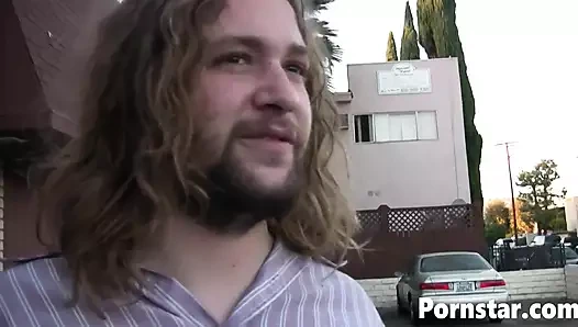 Sarışın bebek Lacy Holiday güzel yüzüne boşalıyor