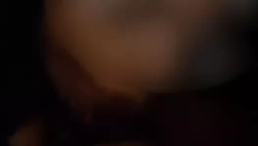 Sevimli bir abanozdan iyi bir kafa almak