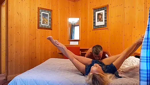 Güzel sarışın amatör olgun ve seks oyunları