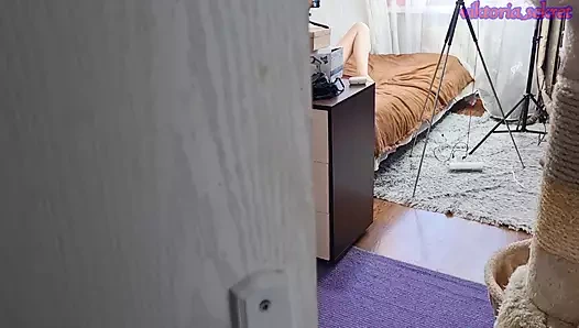 Yanlışlıkla üvey kardeşinin web kamerasını gözetledi