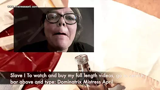 Dominatrix sahibe April - kölenin çiş deliğini kontrol eder