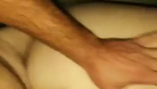 ZADOVOLJENA, glasno stenjanje, moja zena 42 godine 2020