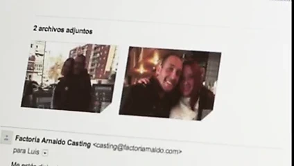 Bir seks partisi ile biten erkek arkadaş için doğum günü hediyesi!