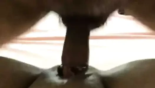 Çok squirts ile kadın boşalması alırken becerdin