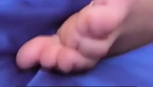 Almanya'dan iki sevimli amatör genç kız birbirleriyle oynamak için burada