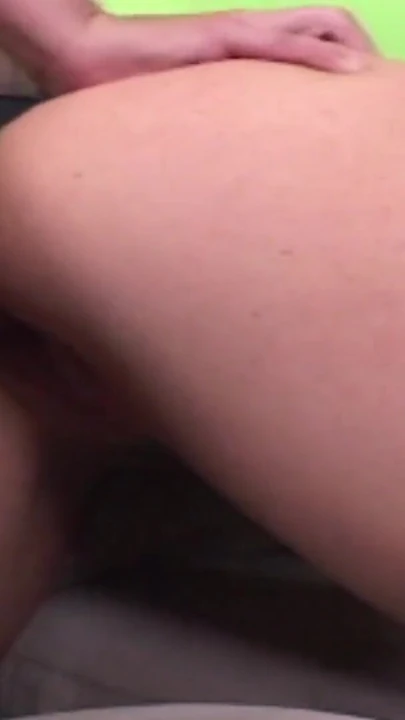 Milf im Bikini wird gefickt und bekommt alles ins Gesicht | Clip 3