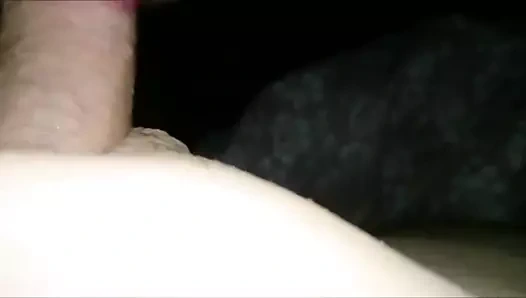 Dölle dolu ıslak ağzı dinle