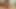 Seksi Asyalı yatak odasında soyunuyor ve oynuyor