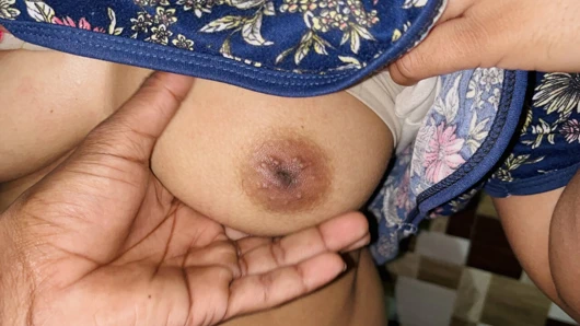 Güzel yenge süt emiyor videosu