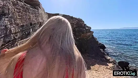 Oung Alman öğrenci açık havada vahşi bir sekste yaşlı sevgilisini istiyor