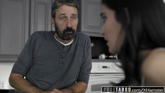 Pure tabu genç sürtük emily willis şaplak &amp; Creampie tarafından adım baba