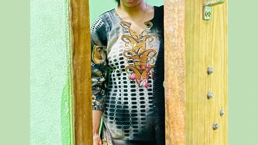 Süper seksi yengemle sert sikişiyorum