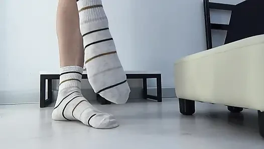 Renkli Çoraplar Denemek