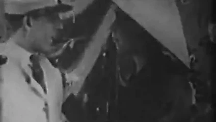 Asyalı kızlar yaramaz şeyler yapıyor (1920'lerde vintage)