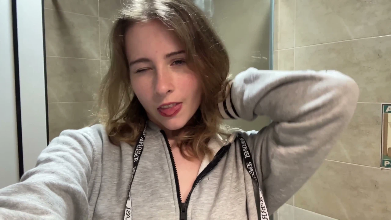 Gray Shirt Pixie Steamy Bath - Soapy Tease to Floor Ride