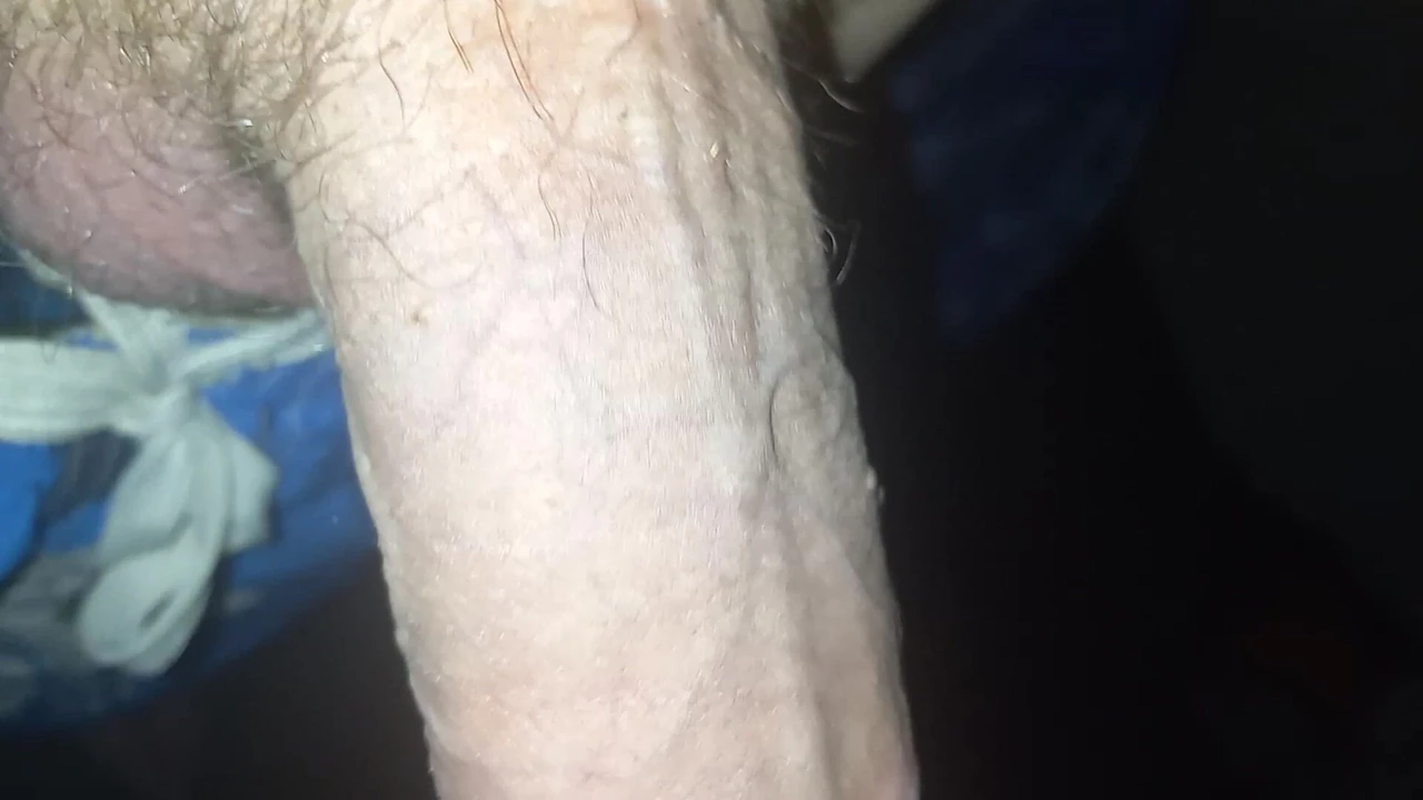 Я хотела, чтобы дама старая или молодая делала это для меня