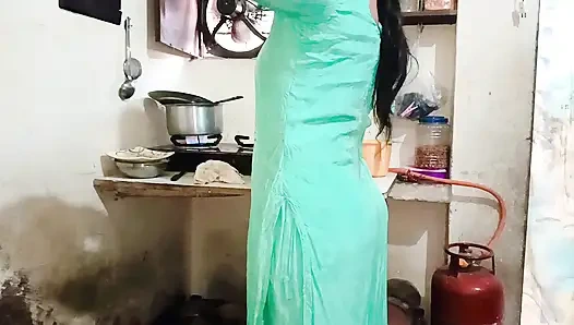Bihari Sanjana bhabhi ready hoke boyfriend se mile ja rahi hai xxx desi sexy video full hd sex