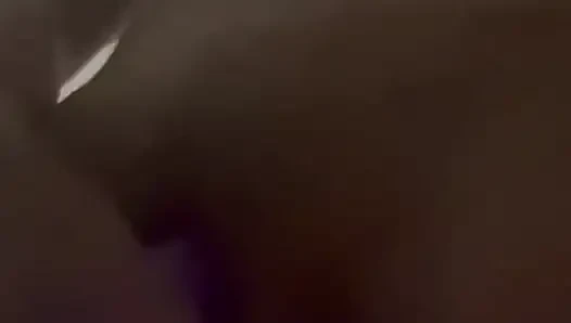 Aman tanrım! Gerçekten bir yarağa ihtiyacım var.