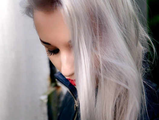 Adelina beyaz oyuncak açık