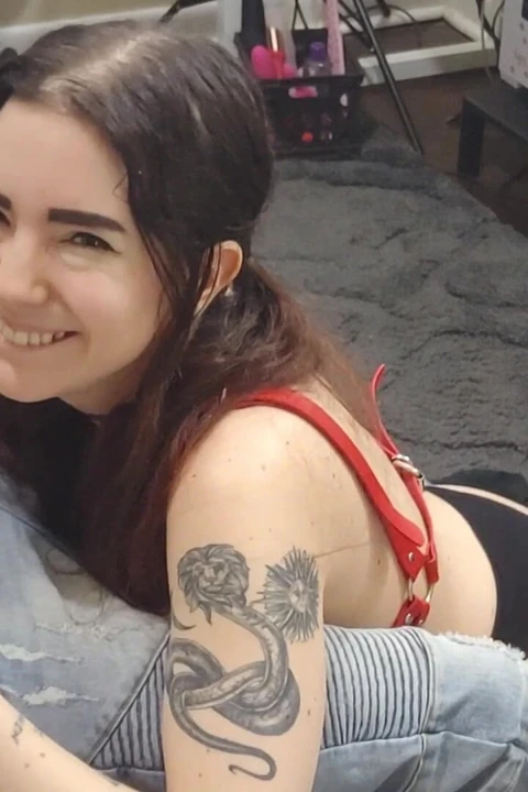 Üvey erkek kardeşlerinin büyük yarağı