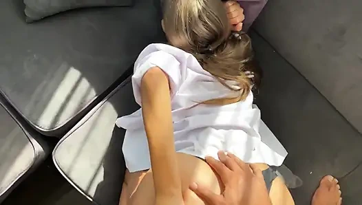 Bir öğrenci beni sikerken iş yapıyorum