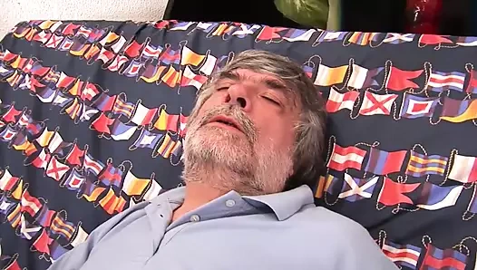 O dedemin yaşında!