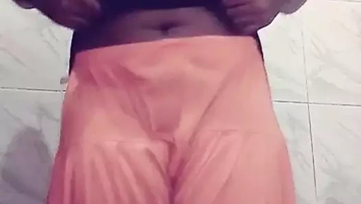 Mallu kız elbise değiştirme