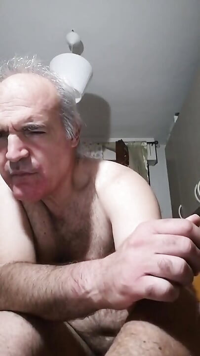 Senin için penisimi mastürbasyon yapıyorum Filipinli arkadaş!