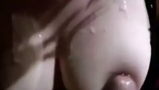 Chubby Blowjob und geiler Cum auf die Titten