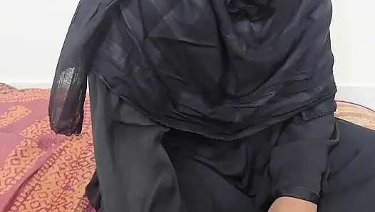 Özel öğretmeni odaya aldım ve onu siktim.