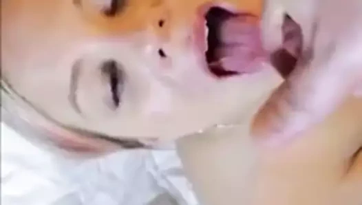 Büyük yüze boşalma