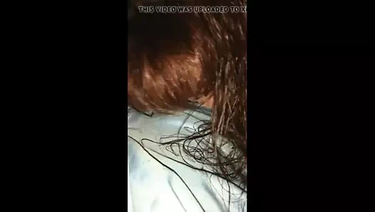 Rae lynn'in ayak parmaklarının kıvrılması