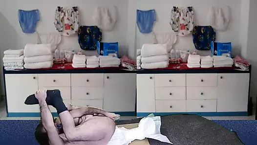 Yetişkin bebeğin yardıma ihtiyacı var