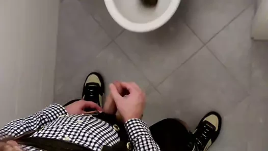 Octoberfest wanker kameraya yakalandı