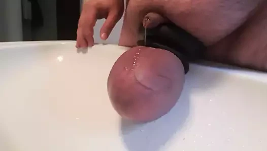 canavar topları işemek