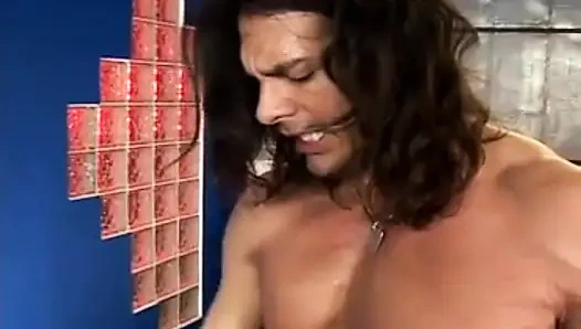 Amcık yalama parmaklama, Asyalı göt sikişi