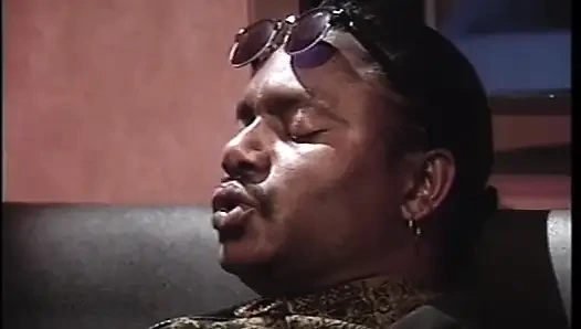 Kalın ve siyah, bölüm 2